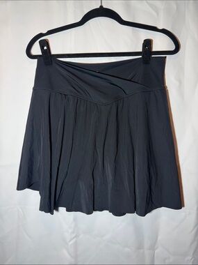 Women's Black Pleated Skort
